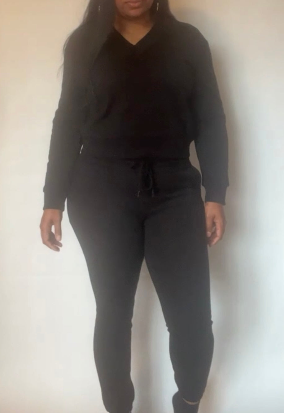 Essential V-Neck Jogger Set (Black)